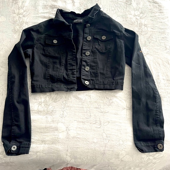 Jean jacket - Picture 1 of 3